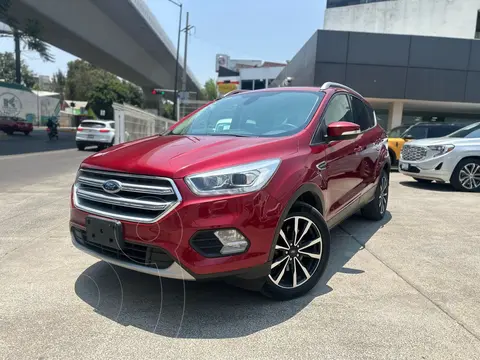 Ford Escape Titanium EcoBoost usado (2019) color Rojo precio $319,000