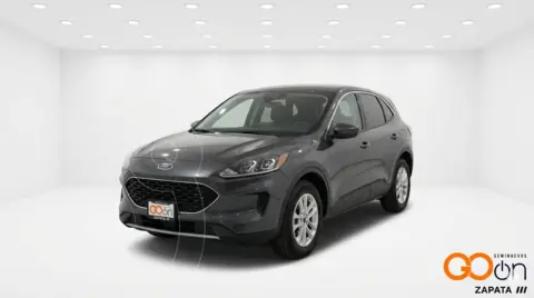 Ford Escape SE usado (2022) color FORAA AZUL COBALTO precio $350,000