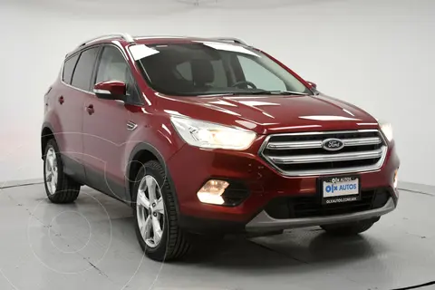 Ford Escape Trend Advance EcoBoost usado (2019) color Rojo financiado en mensualidades(enganche $107,500 mensualidades desde $6,396)