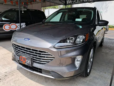 Ford Escape Titanium EcoBoost usado (2021) color Gris financiado en mensualidades(enganche $121,262 mensualidades desde $9,273)