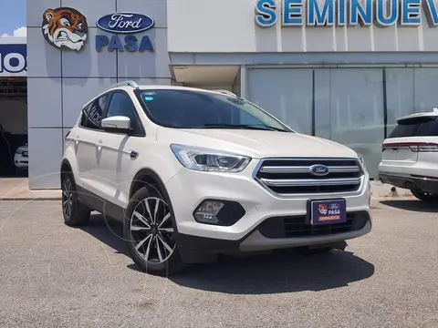 foto Ford Escape Titanium EcoBoost usado (2018) color Blanco precio $275,000