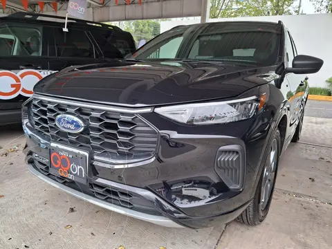 Ford Escape S usado (2023) color Negro financiado en mensualidades(enganche $136,250 mensualidades desde $10,419)