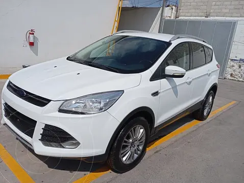 Ford Escape Trend Advance usado (2016) color Blanco precio $220,000