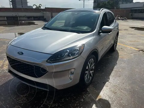 Ford Escape Titanium EcoBoost usado (2020) color Plata precio $449,000