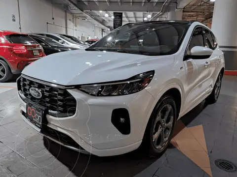 Ford Escape ST LINE usado (2024) color FORAZBLANCO METALICO precio $569,000