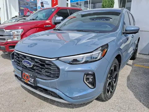 Ford Escape Titanium EcoBoost usado (2023) color Azul financiado en mensualidades(enganche $149,875 mensualidades desde $11,461)