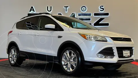 Ford Escape SE Plus usado (2013) color Blanco precio $160,000