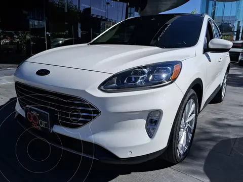 Ford Escape Titanium EcoBoost usado (2022) color Blanco precio $558,000