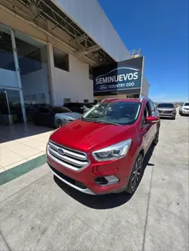 Ford Escape Titanium EcoBoost usado (2018) color Rojo Rubi precio $298,000