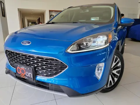 Ford Escape Titanium EcoBoost usado (2020) color Azul financiado en mensualidades(enganche $143,500 mensualidades desde $12,480)