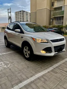Ford Escape Trend 1.5L usado (2013) color Blanco precio u$s12,800
