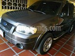 foto Ford Escape XLT Auto. 4x4 usado (2006) color Gris precio u$s2.300