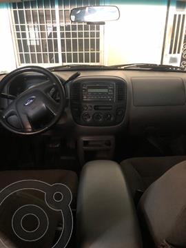 Ford Escape XLT Auto. 4x4 usado (2001) color Azul precio u$s2.000