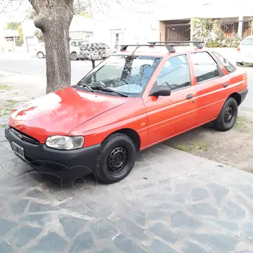 Ford Escort LX usado (2000) color Rojo precio u$s3.500