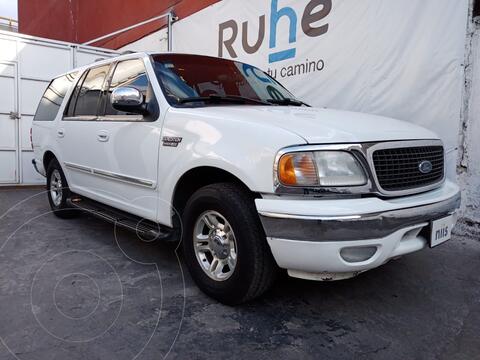 Ford Expedition XLT 4x2 4.6L usado (2001) color Blanco precio $130,000