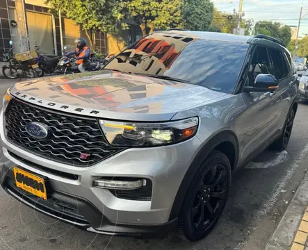 Ford Explorer ST 4x4 usado (2021) color Plata Puro precio $194.900.000