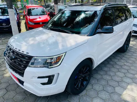 Ford Explorer Limited usado (2017) color Blanco financiado en mensualidades(enganche $95,944 mensualidades desde $8,522)