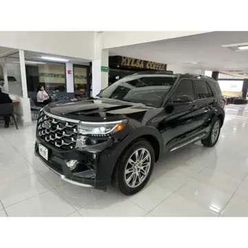 Ford Explorer Platinum usado (2025) color Negro precio $890,000