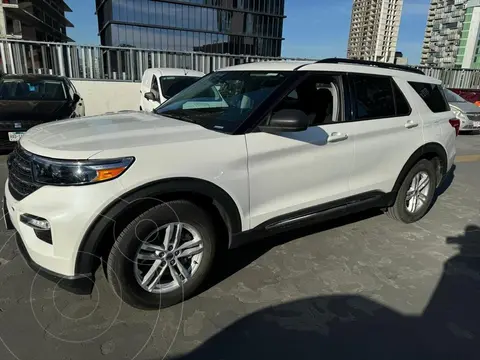 Ford Explorer XLT usado (2022) color Blanco precio $750,000