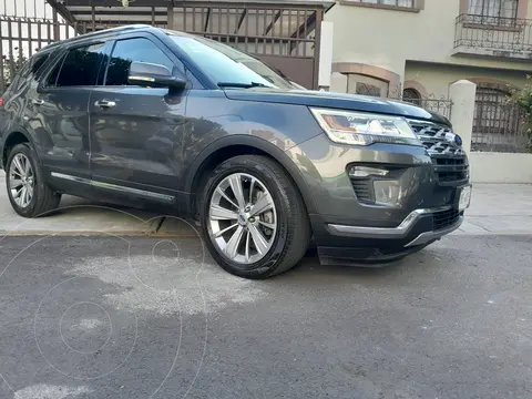 Ford Explorer Limited 4x2 3.6L usado (2018) color Gris Nocturno precio $460,000