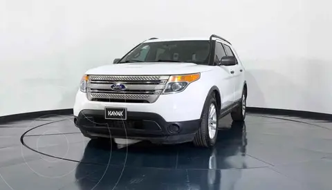 foto Ford Explorer XLT Base V6 usado (2013) color Blanco precio $286,999