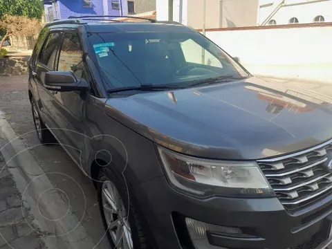 Ford Explorer Limited 4x2 3.6L usado (2016) color Gris precio $230,000