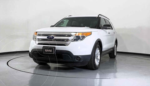 Ford Explorer XLT Base Piel usado (2014) color Blanco precio $301,999