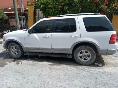 Ford Explorer XLT 4x2 4.0L usado (2002) color Blanco precio $120,000
