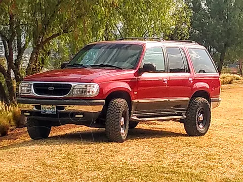 Ford Explorer Limited usado (1998) color Rojo precio $100,000