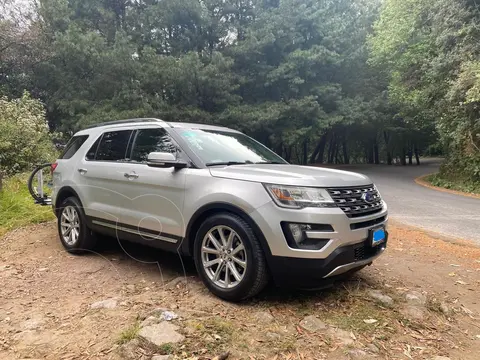 Ford Explorer Limited 4x2 3.6L usado (2016) color Plata precio $350,000