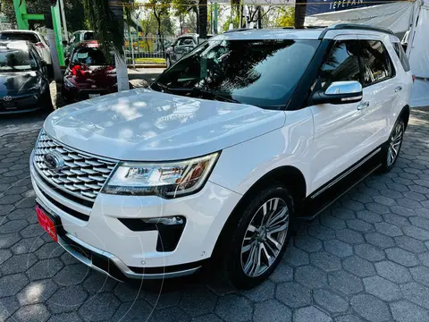 Ford Explorer Platinum 4x4 usado (2018) color Blanco financiado en mensualidades(enganche $161,750 mensualidades desde $11,929)