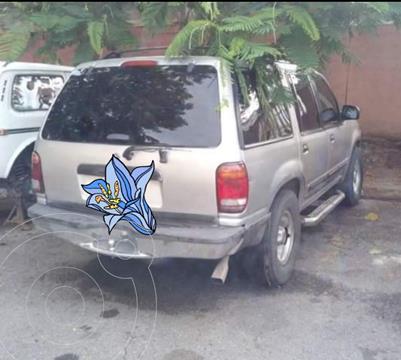 foto Ford Explorer XLT 4x4 usado (1998) color Gris precio u$s1.300