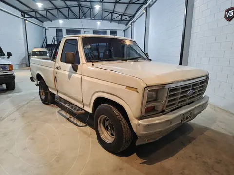 Ford F-100 XL 4x2 usado (1980) color Blanco precio $10.200.000
