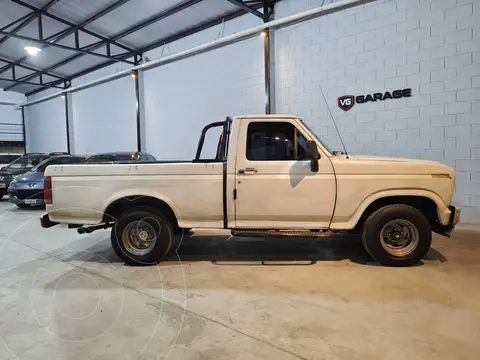 Ford F-100 XL 4x2 usado (1980) color Crema precio $10.000.000