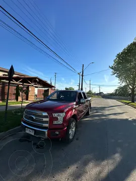 Ford F-150 3.5L Platinum 4x4 usado (2016) color Rojo Cerezo precio $20.000.000