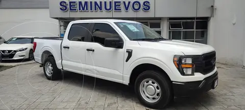 Ford F-150 Doble Cabina 4x2 V6 usado (2023) color Blanco Oxford financiado en mensualidades(enganche $217,989 mensualidades desde $18,673)