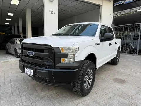 Ford F-150 Doble Cabina 4x4 V8 usado (2017) color Blanco precio $369,000
