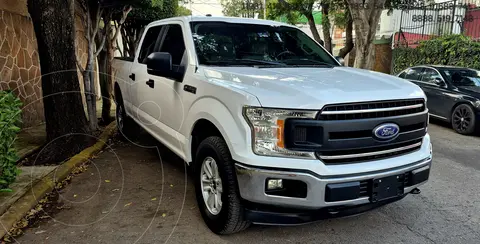 Ford F-150 Doble Cabina 4x4 V8 usado (2018) color Blanco Oxford precio $375,000