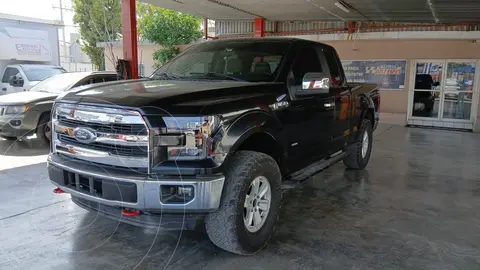Ford F-150 Cabina Regular 4x4 V6 usado (2015) color Negro precio $385,000