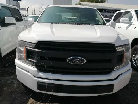 Ford F-150 XL 4x2 5.0L Crew Cabina usado (2019) color Blanco precio $565,000