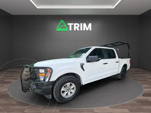 Ford F-150 Doble Cabina 4x4 V8 usado (2023) color Blanco precio $599,999