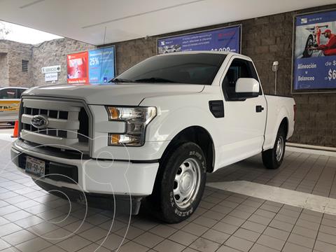 Ford F-150 Cabina Regular 4x2 V6 usado (2017) color Blanco Oxford precio $385,000
