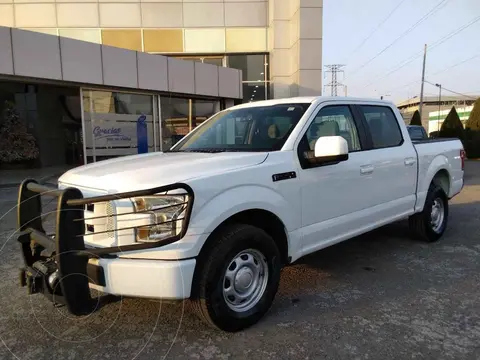 Ford F-150 XL 4x4 5.0L Crew Cabina usado (2017) color Blanco precio $410,000
