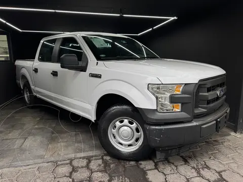 Ford F-150 Doble Cabina 4x2 V6 usado (2017) color Blanco Oxford precio $369,000