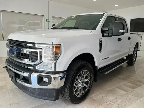Ford F-250 Super Duty 6.7L Crew Cabina Diesel 4x4 Aut usado (2021) color Blanco precio $1,249,000