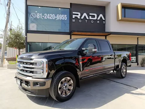 Ford F-250 King Ranch usado (2023) color Negro precio $1,450,800