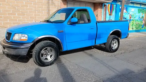 Ford F-250 XL 4.6L V8 usado (2007) color Azul precio $125,000