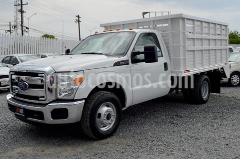 foto Ford F-350 XL 6.2L Plus Aut Ac usado (2016) color Blanco precio $419,000