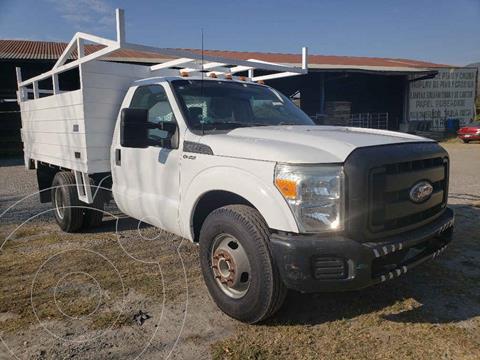 Ford F-350 XL 5.0L usado (2011) color Blanco precio $279,000