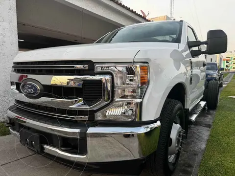 Ford F-350 XL Plus usado (2022) color Blanco precio $760,000